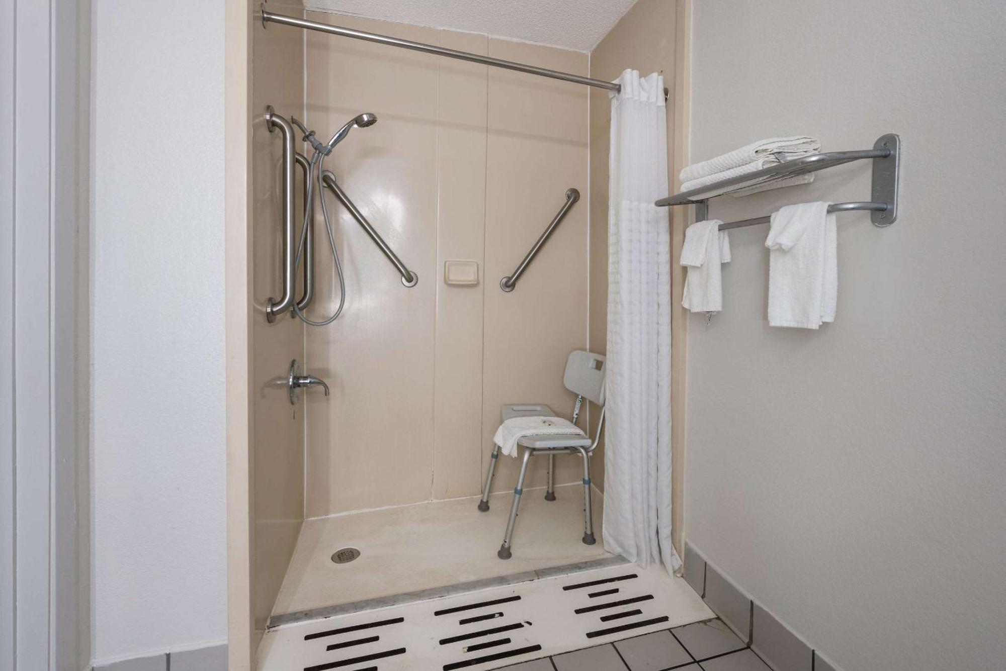 Quality Inn University Area Farmville Zewnętrze zdjęcie